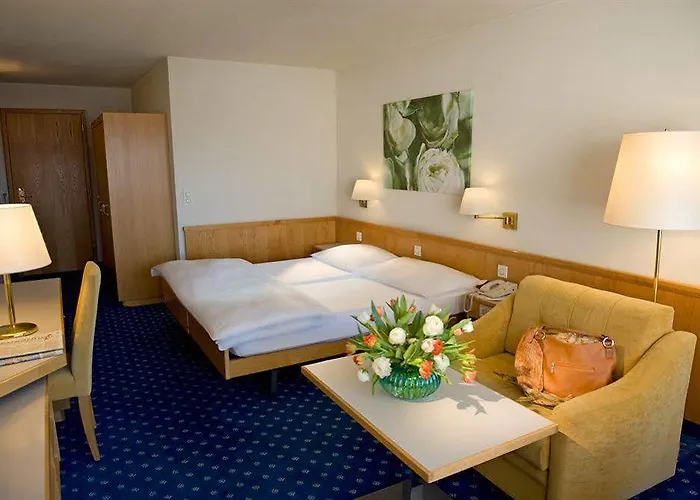 Casanna Center Готель